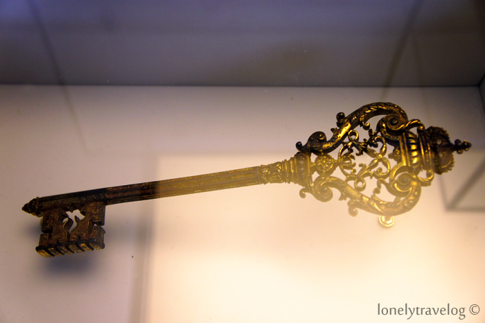 Versailles Chapel Key